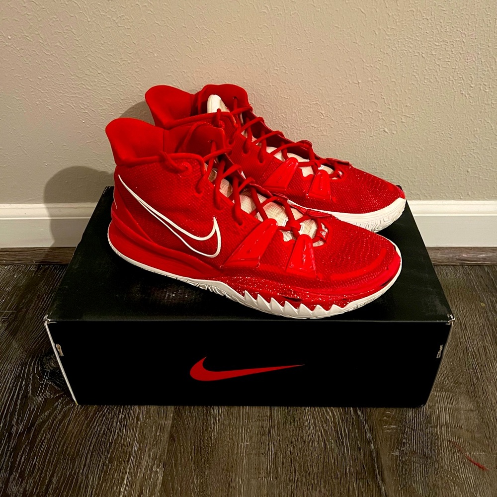 Men’s Nike Red Kyrie 7 (Box Included)